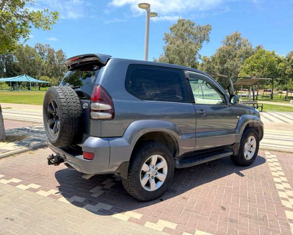 טויוטה לנד קרוזר