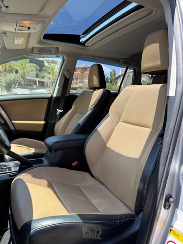 טויוטה RAV4