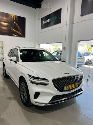 ג'נסיס GV70