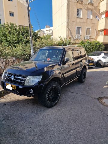 מיצובישי פג'רו
