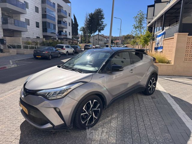 טויוטה C-HR