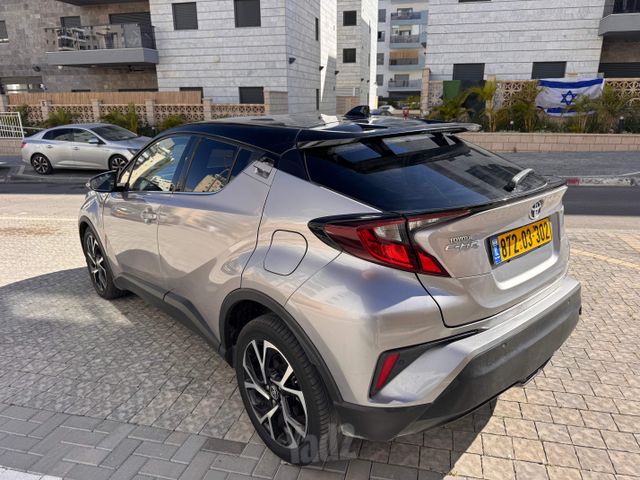טויוטה C-HR