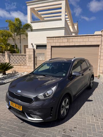 קיה נירו