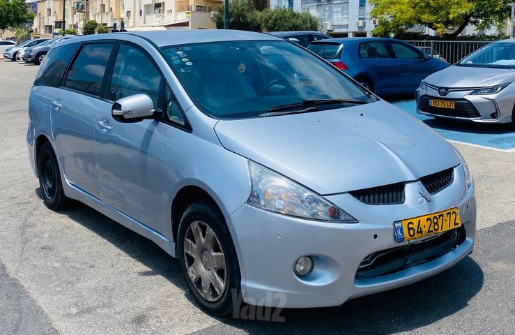 מיצובישי גרנדיס