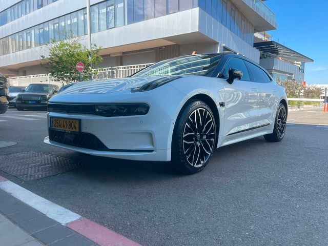 זיקר 001