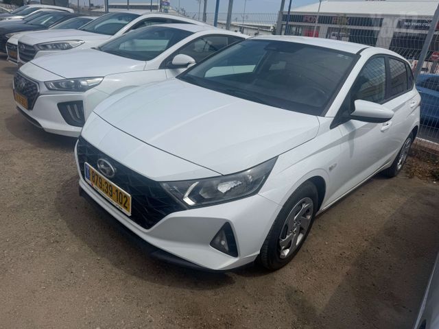 יונדאי i20