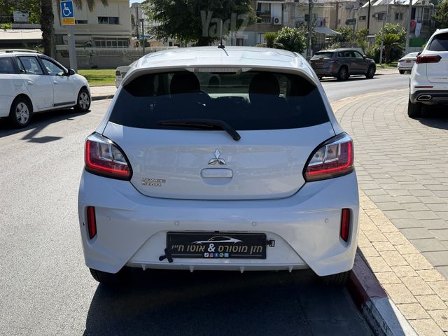מיצובישי ספייס סטאר