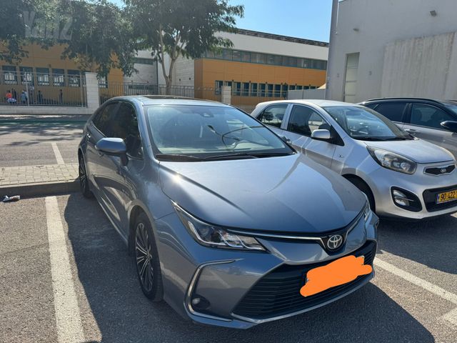 טויוטה קורולה