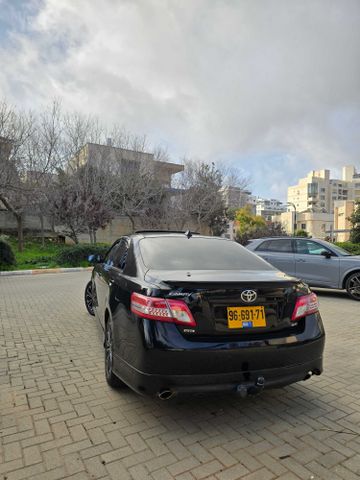 טויוטה קאמרי