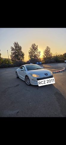 פיג'ו RCZ