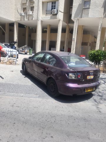 מודעת רכב מאזדה 3