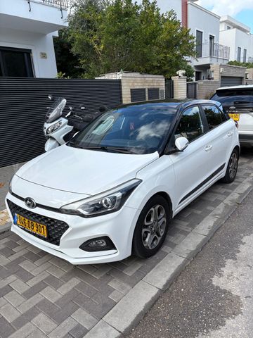 יונדאי i20