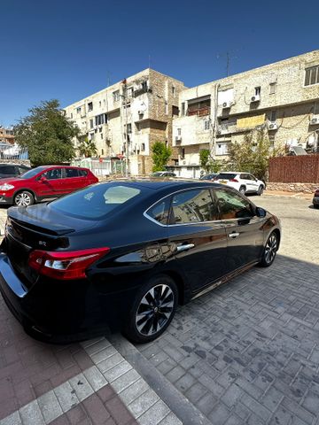 ניסאן סנטרה
