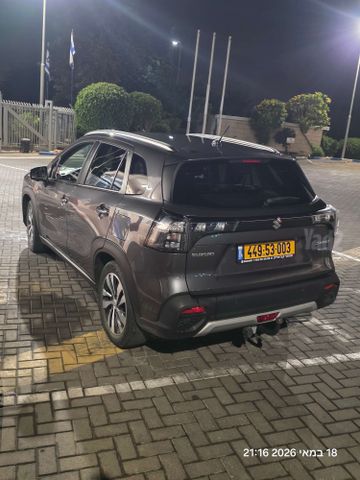 סוזוקי S-Cross