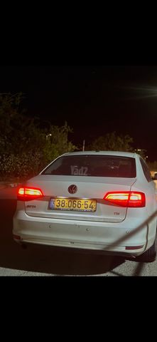 מודעת רכב פולקסווגן ג'טה