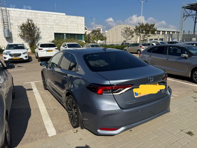 טויוטה קורולה