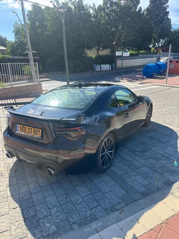 סובארו BRZ
