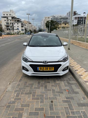 יונדאי i20
