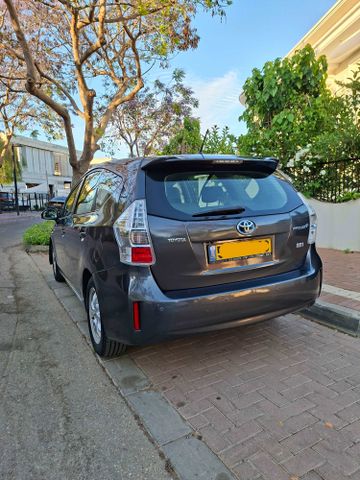 מודעת רכב טויוטה פריוס פלוס