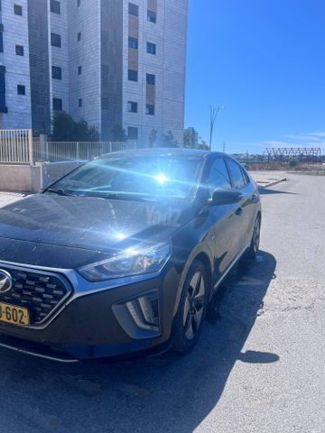 יונדאי איוניק
