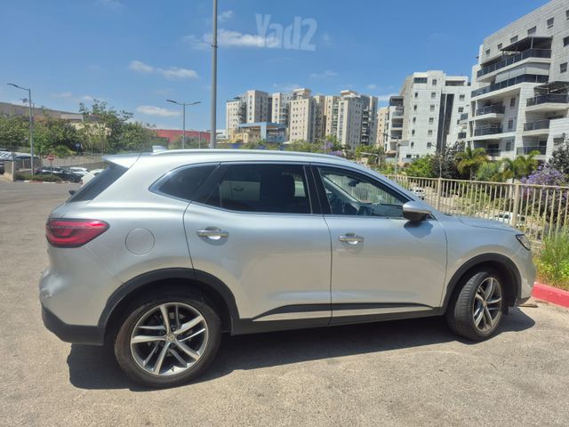 אם ג'י EHS PHEV
