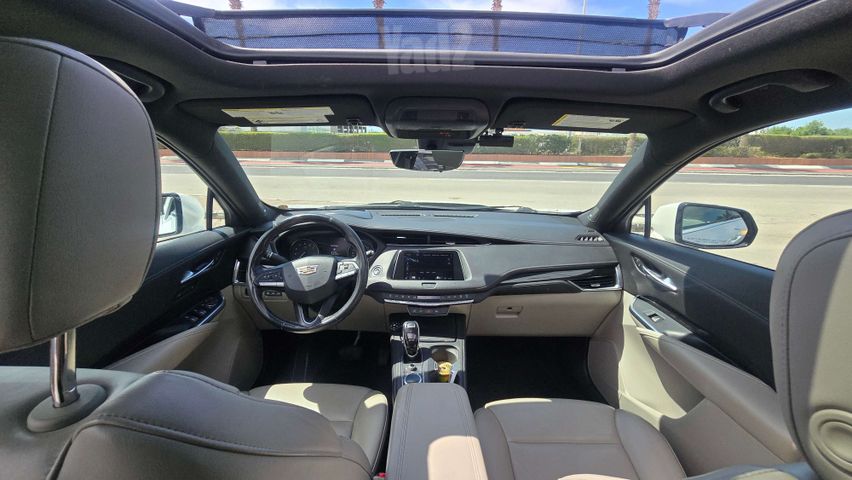 קאדילק XT4