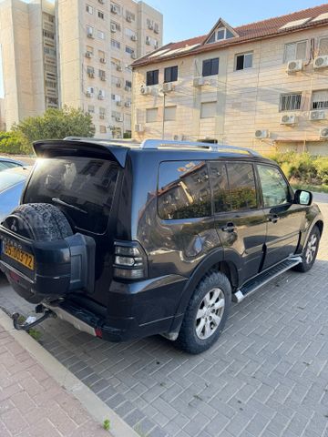 מודעת רכב מיצובישי פג'רו
