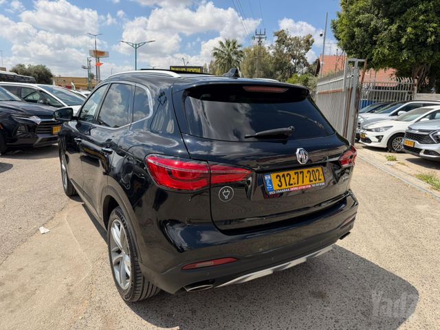 אם ג'י EHS PHEV