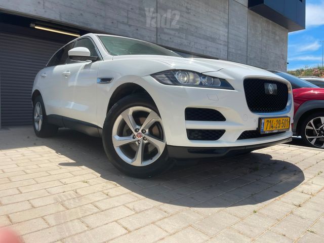מודעת רכב יגואר F-Pace