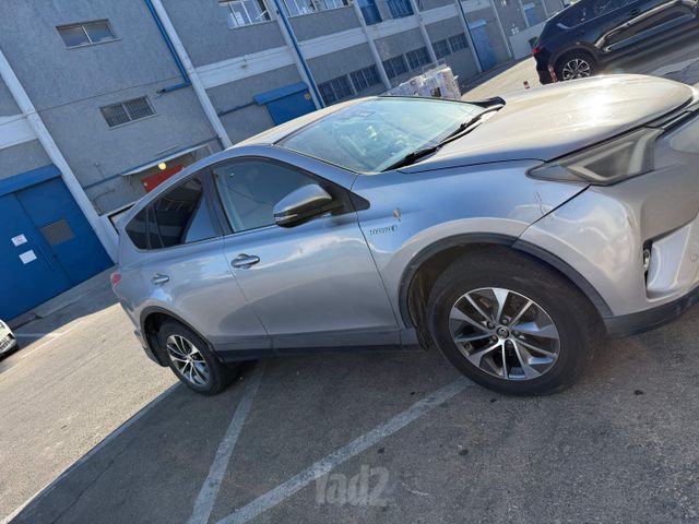 טויוטה RAV4