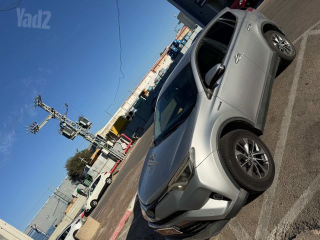 טויוטה RAV4
