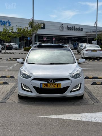 יונדאי i30