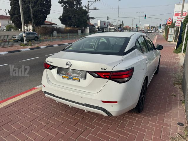 ניסאן סנטרה
