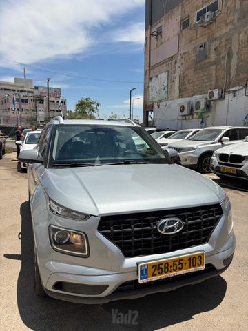 מודעת רכב יונדאי וניו