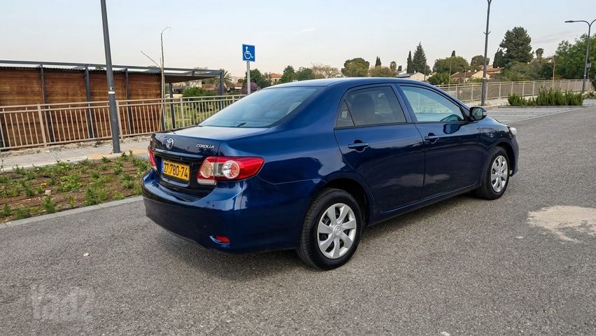 טויוטה קורולה