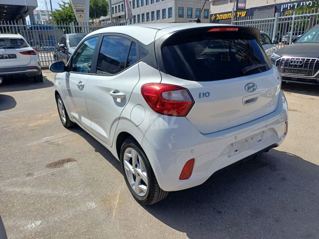 יונדאי i10