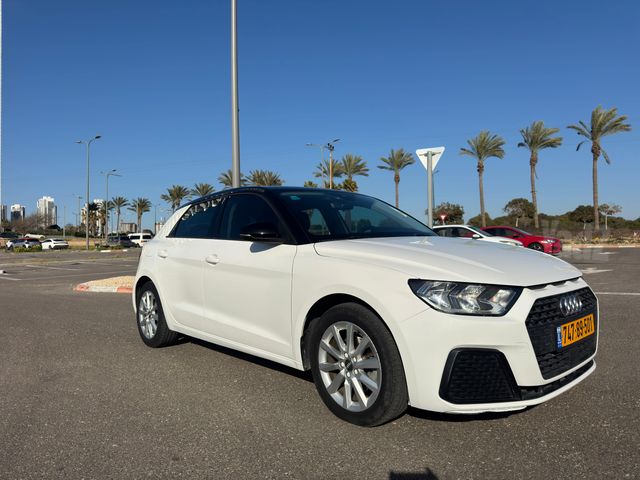 מודעת רכב אאודי A1