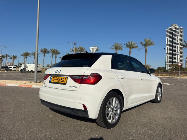 אאודי A1