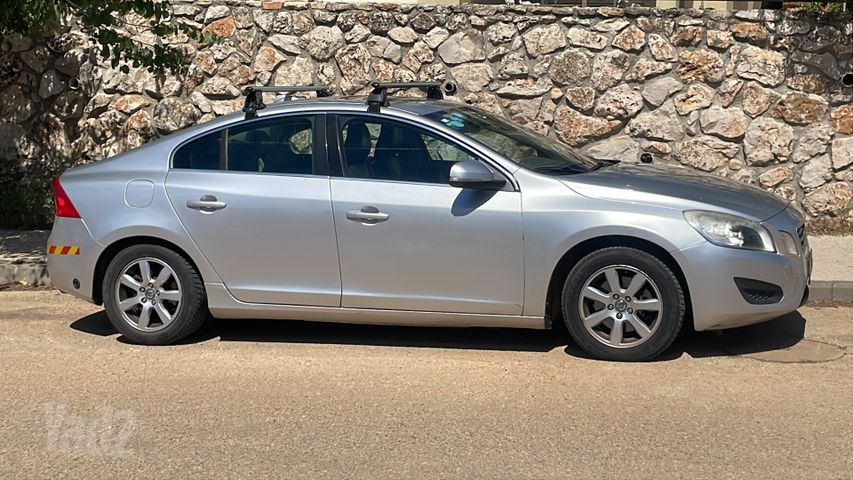 וולוו S60