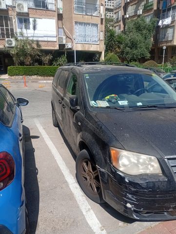 קרייזלר גראנד וויאג'ר