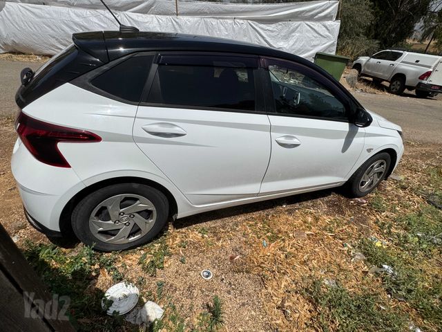 יונדאי i20