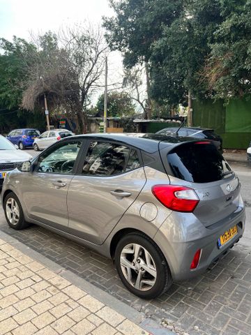 יונדאי i10
