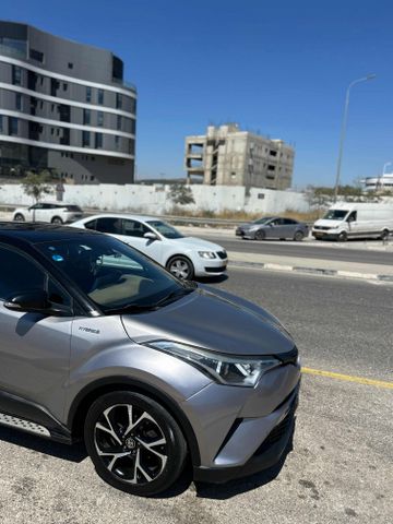 טויוטה C-HR