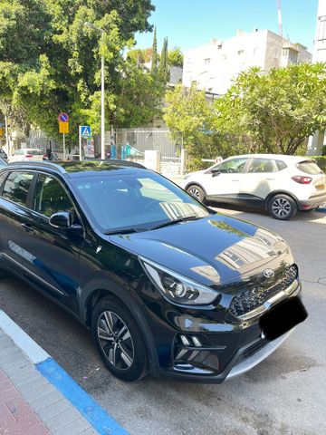 קיה נירו