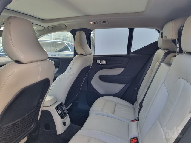 וולוו XC40