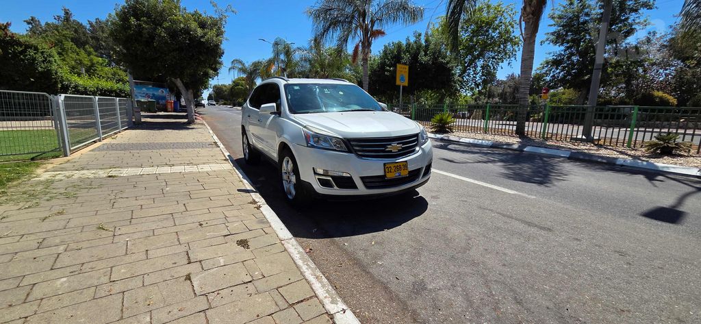 מודעת רכב שברולט טראוורס