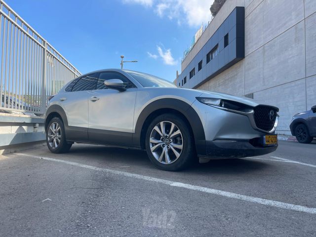 מאזדה CX-30