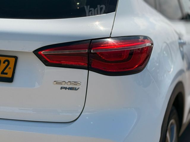 אם ג'י EHS PHEV