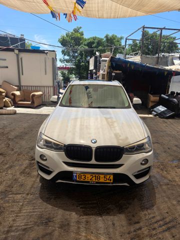 ב מ וו X4