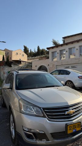 שברולט טראוורס